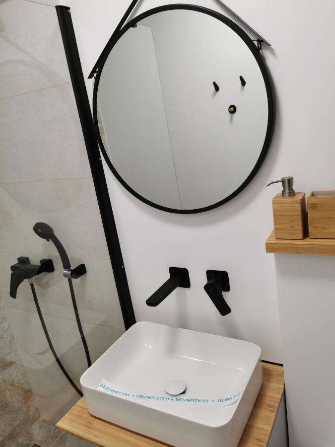 Apartment No 11 - Amarilia Apartments コンスタンツァ エクステリア 写真
