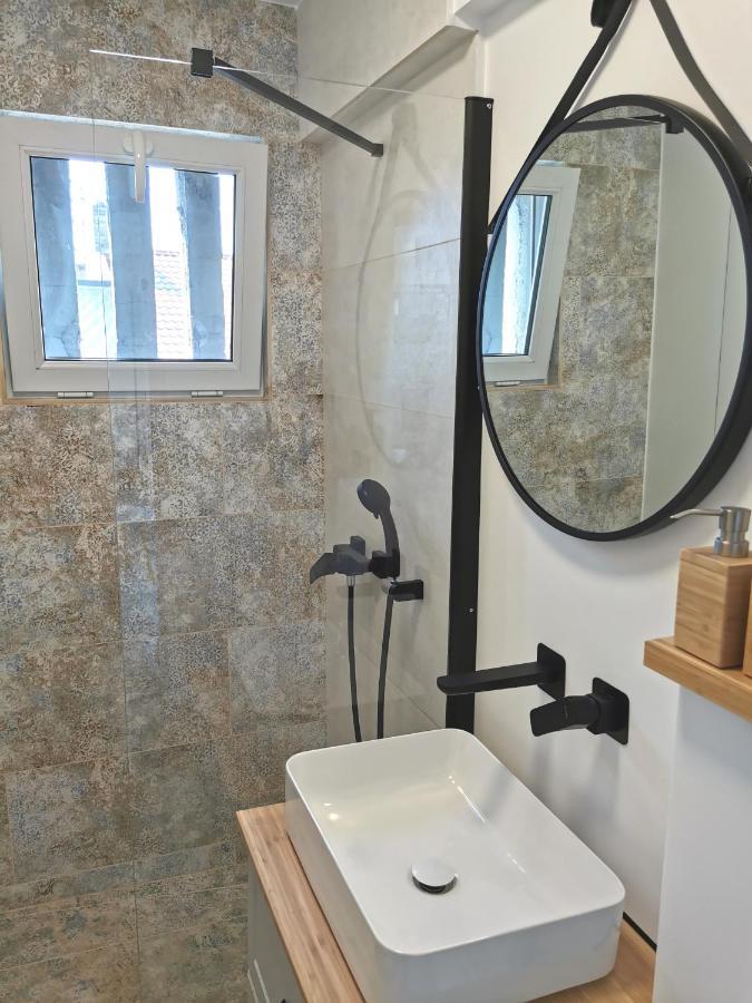 Apartment No 11 - Amarilia Apartments コンスタンツァ エクステリア 写真